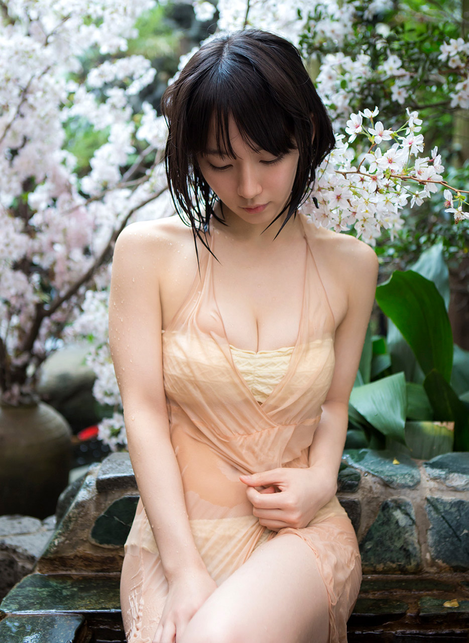 riho yoshioka nude fakes  SexCelebrity